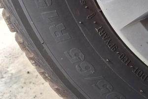  4 cerchi   completi di copricerchio  per golf  7