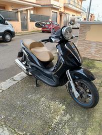 Piaggio BEVERLY 500