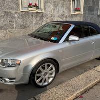 Audi A4 Cabriolet 2.0 TDI FAP S Line Full Optional
