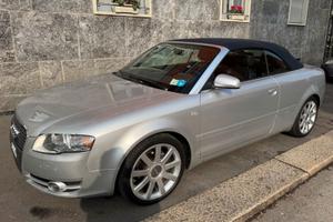 Audi A4 Cabriolet 2.0 TDI FAP S Line Full Optional
