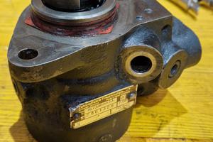 POMPA IDRAULICA IVECO DAILY II, RENAULT TRUCK