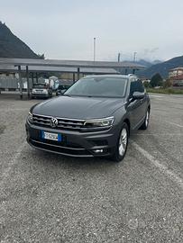 volkswagen tiguan dsg signature 2wd 