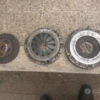 volano e frizione subaru justy