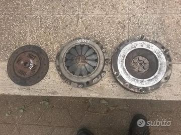 volano e frizione subaru justy