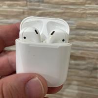 Cuffie Apple