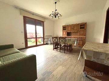 CAVARZERE - APPARTAMENTO CON TERRAZZO E GARAGE