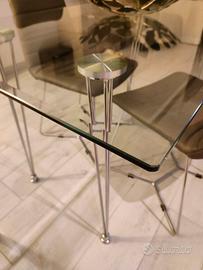 Tavolo in vetro rettangolare