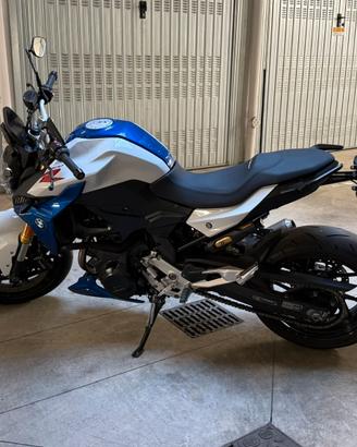 BMW F 900 R Sport 09/2023 - 3100km