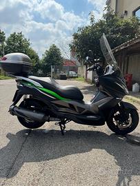Kawasaki Scooter J300