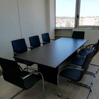 Tavolo riunioni+ 8 sedie