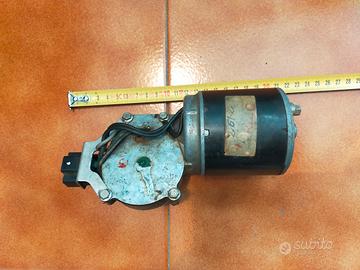 Motorino tergicristallo anteriore Renault 12 

