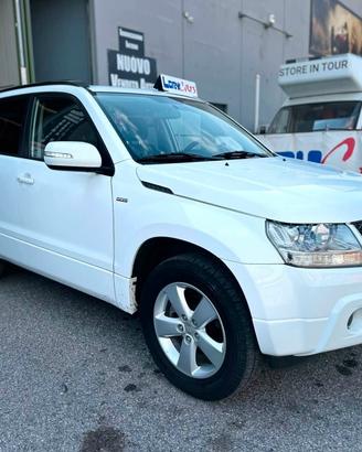 Suzuki Grand Vitara 1.9 4X4 5 porte Executive Cros