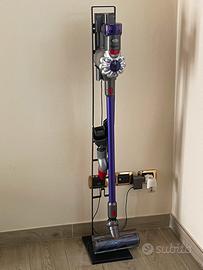 Dyson V 8