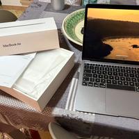 MacBook Air M1