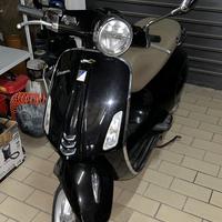Vespa Primavera 50 anno 2020