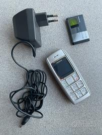 Nokia 1600 completo di caricatore