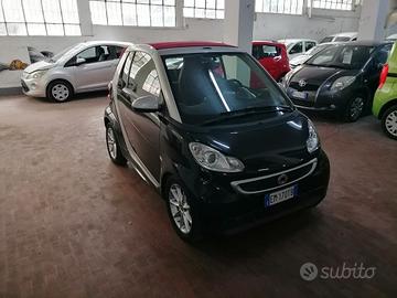 Smart fortwo 1.0 71cv mhd Cabrio Passion Ok Neop.