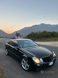 Mercedes Benz e-class