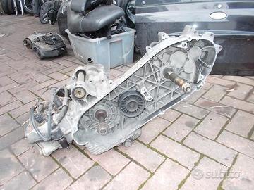 Nexus 500 : motore cerchi iniettore radiatore