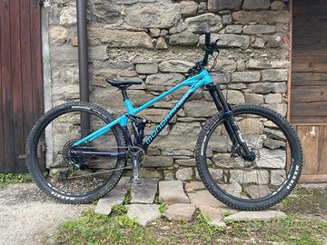 Mondraker Foxy R 2023 - taglie S, M, L