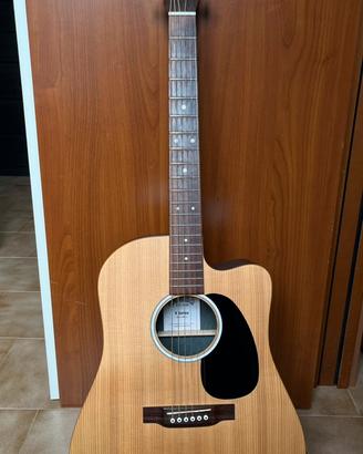 Chitarra acustica Martin DX Series