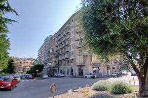 Box auto in Avellino centro di mq. 52