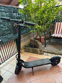 Monopattino elettrico 500W