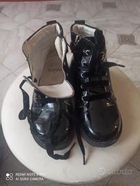 scarpe numero 28 primigi piccolo difetto ultima fo