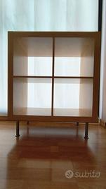 Mobile Ikea modello Kallax
