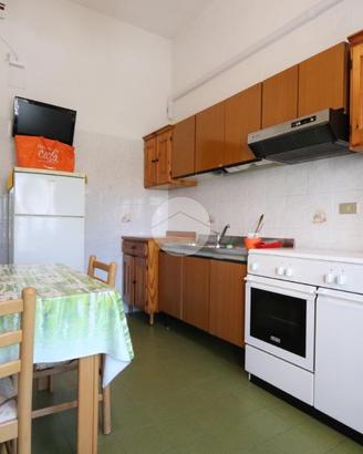 3 LOCALI A TORTORETO