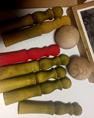 Gioco x bambini in legno  birilli