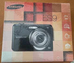 Samsung ES9 Fotocamera Digitale Y2K - NUOVA