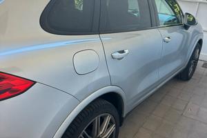 Porsche cayenne 3.0 diesel motore nuovo approved