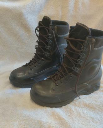 Anfibi militari Vibram tg. 42