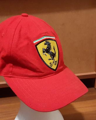 Cappellino Ferrari
