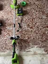 Decespugliatore a batteria greenworks
