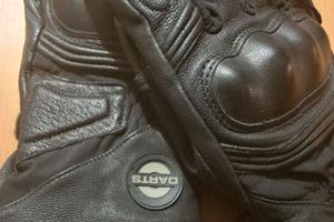 Guanti invernali da moto Darts Austin in pelle.