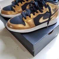 scarpe jordan 1 oro e nere