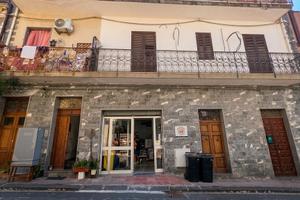 Intero Palazzo / Stabile Indipendente - Graniti
