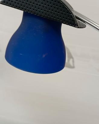 Lampada da tavolo.
