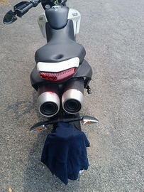 Ducati hypermotard 796