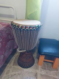 Djembe africano artigianale