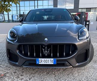 MASERATI Grecale MHEV 300 CV AWD GT