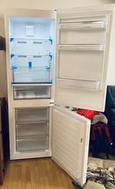 Frigorifero/congelatore Electrolux LNT5ME32W1