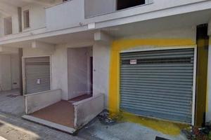 Garage- locale commerciale