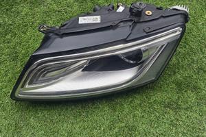 AUDI Q5 8R0 Restyling BI-XENON Faro Fanale Sinistr