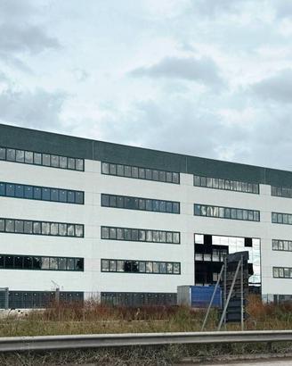 Immobile di 330 m² a Nola