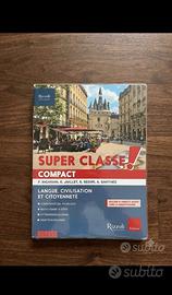 libro di francese super classe!