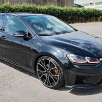 VW Golf 7 2.0 TDI DSG Highline - Look Sportivo/Tun