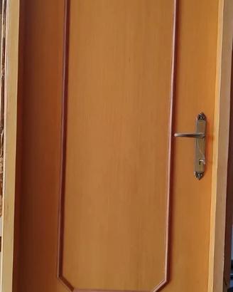 Porte in noce Tanganica Con finiture 70 cm - 80 cm